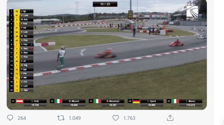 Kart-world Cup: Angry driver raises the front wing of his car after opponent