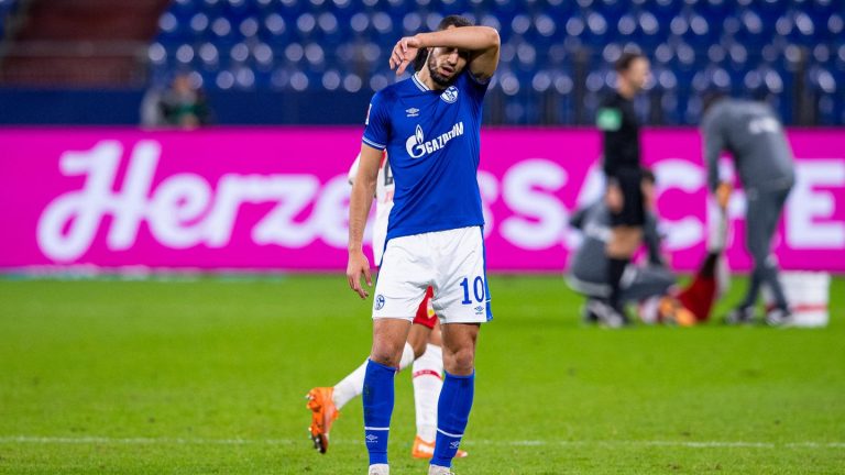 Schalke after the draw against Stuttgart now for 22 Games winless