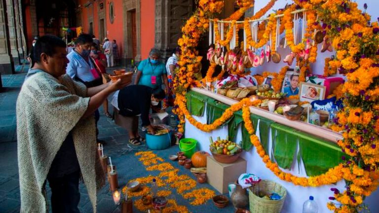 To many Corona Dead: No Fiesta on the “Día de Muertos” in Mexico