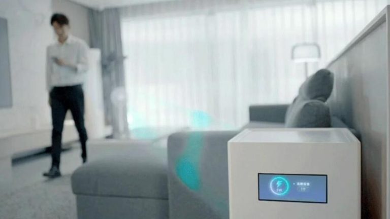 Xiaomi shows technology that charges Smartphones from several meters away