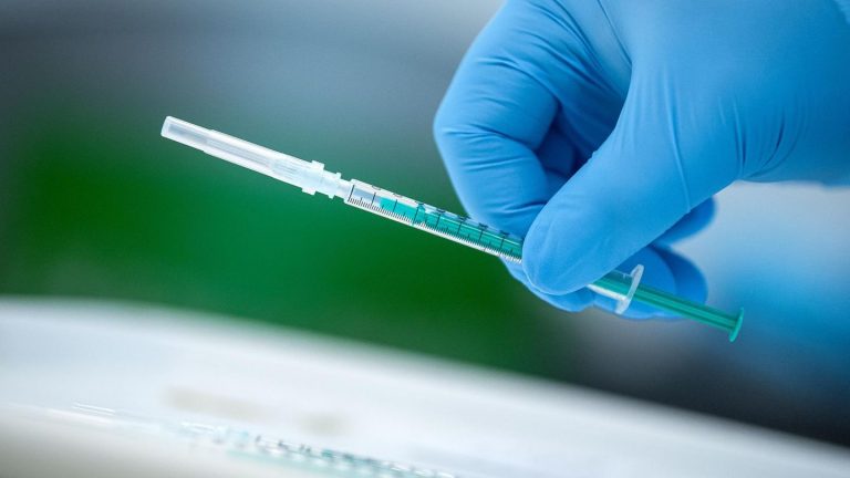 Coronavirus News: RKI reports 8072 new infections cases from North Rhine-Westphalia followed reports