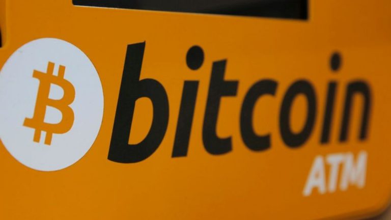 Tesla wants to accept Bitcoin and investing in crypto currencies