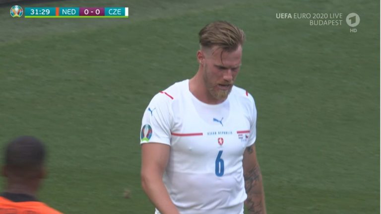 Sports bra at European Championship game? What the underwear of Czech Tomas Kalas is all about