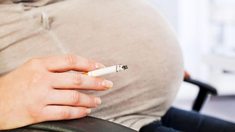 UK: vouchers for pregnant women when they stop smoking