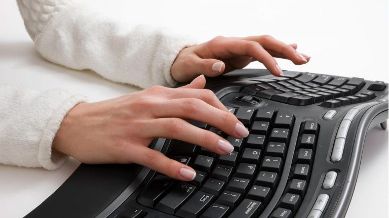 Ergonomic keyboard: for better posture on the computer