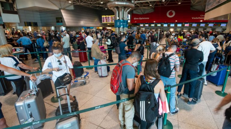 Portugal, UK: Government downgrades several virus variant areas