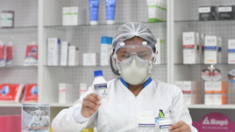 Covid-19: Vaccine skeptics poisoned by “miracle cure” paralyze US ambulances